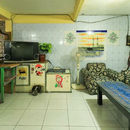 Dharmawati Homestay Syariah At Terminal Purabaya Waru Екстер'єр фото
