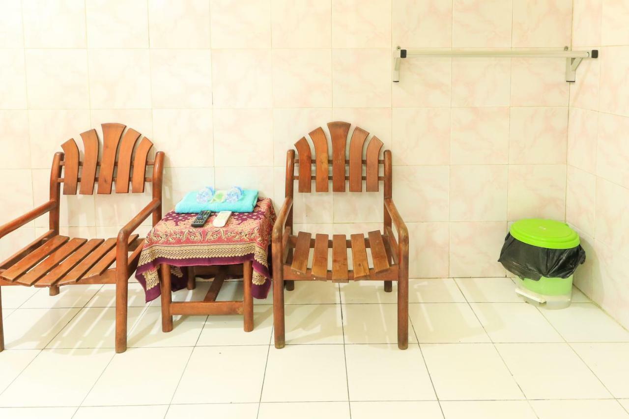 Dharmawati Homestay Syariah At Terminal Purabaya Waru Екстер'єр фото